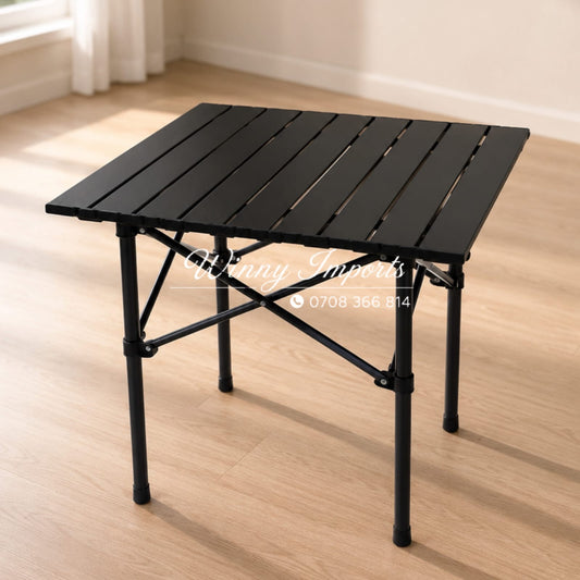 Foldable table
