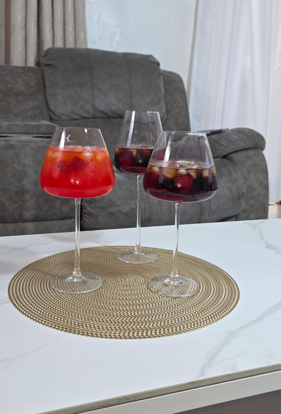 2 pieces wine glasses (720ml)