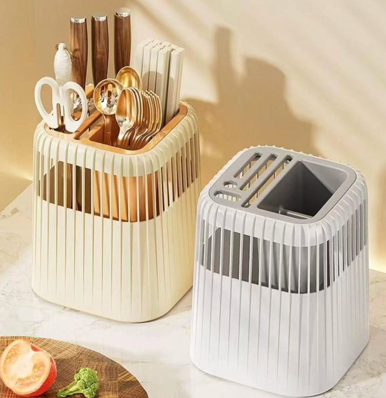 Cutlery holder