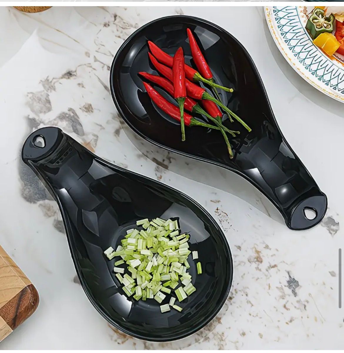 Silicone spoons rest