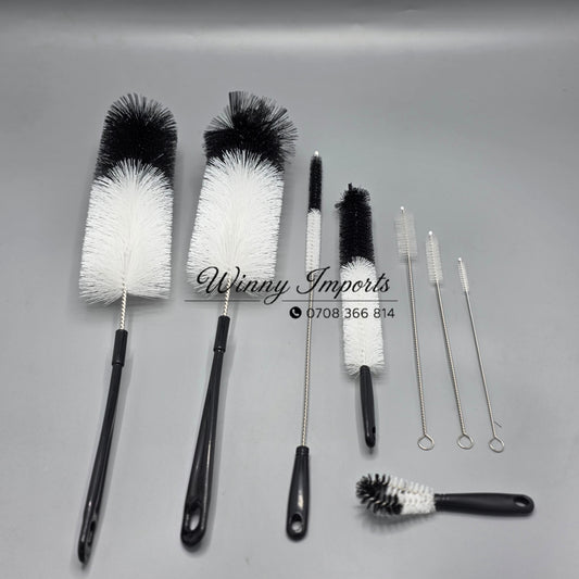 Cleaning brushes