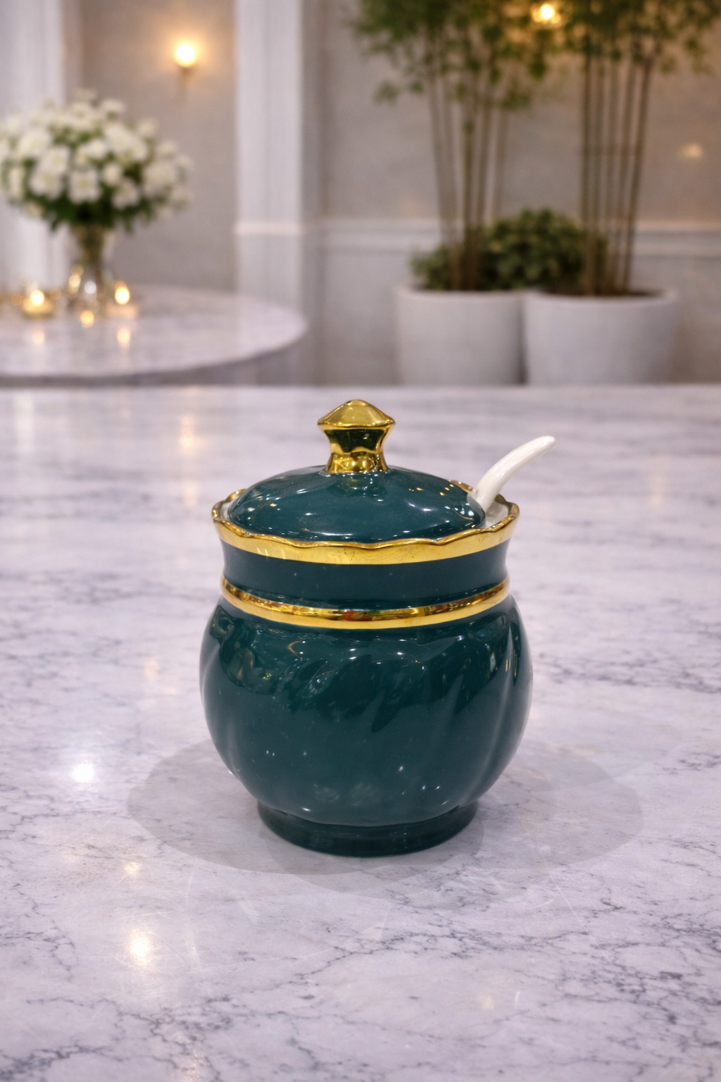 sugar dish