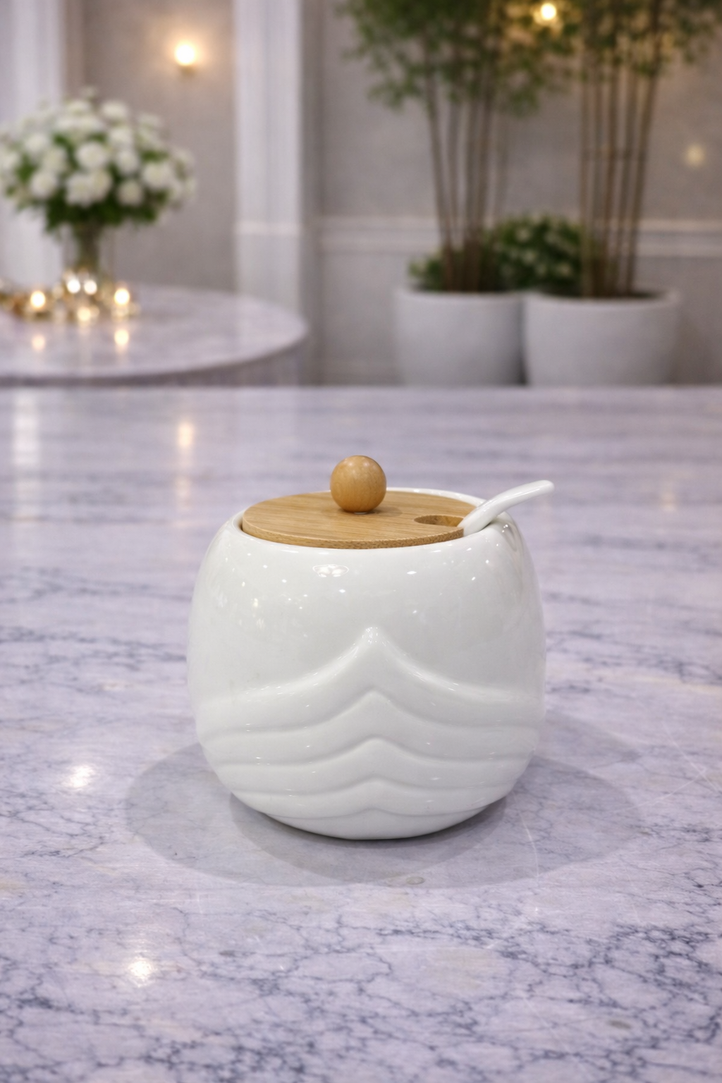 sugar dish