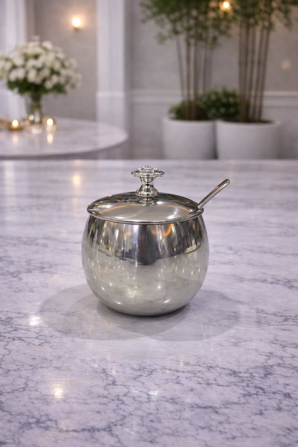 sugar dish