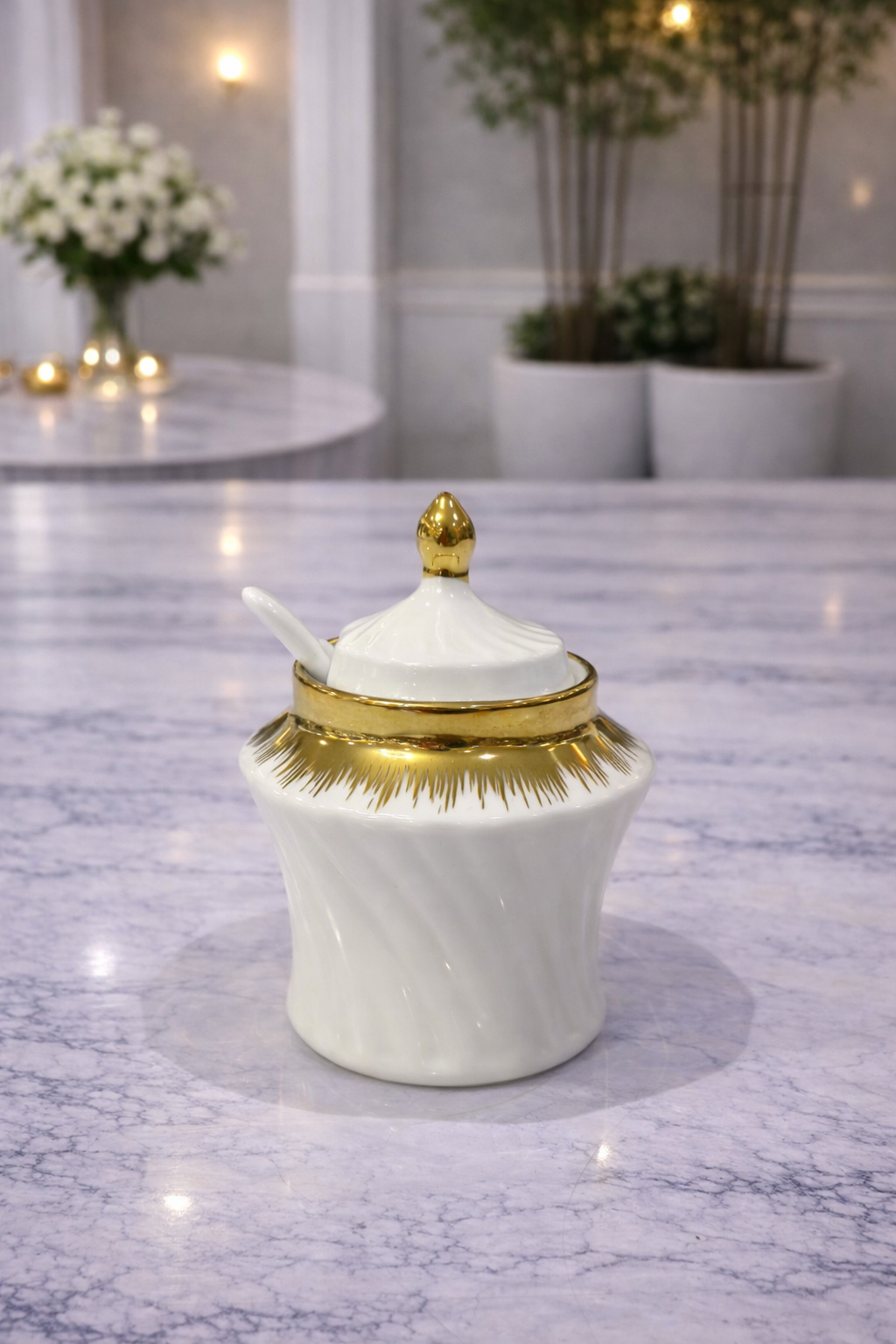 sugar dish